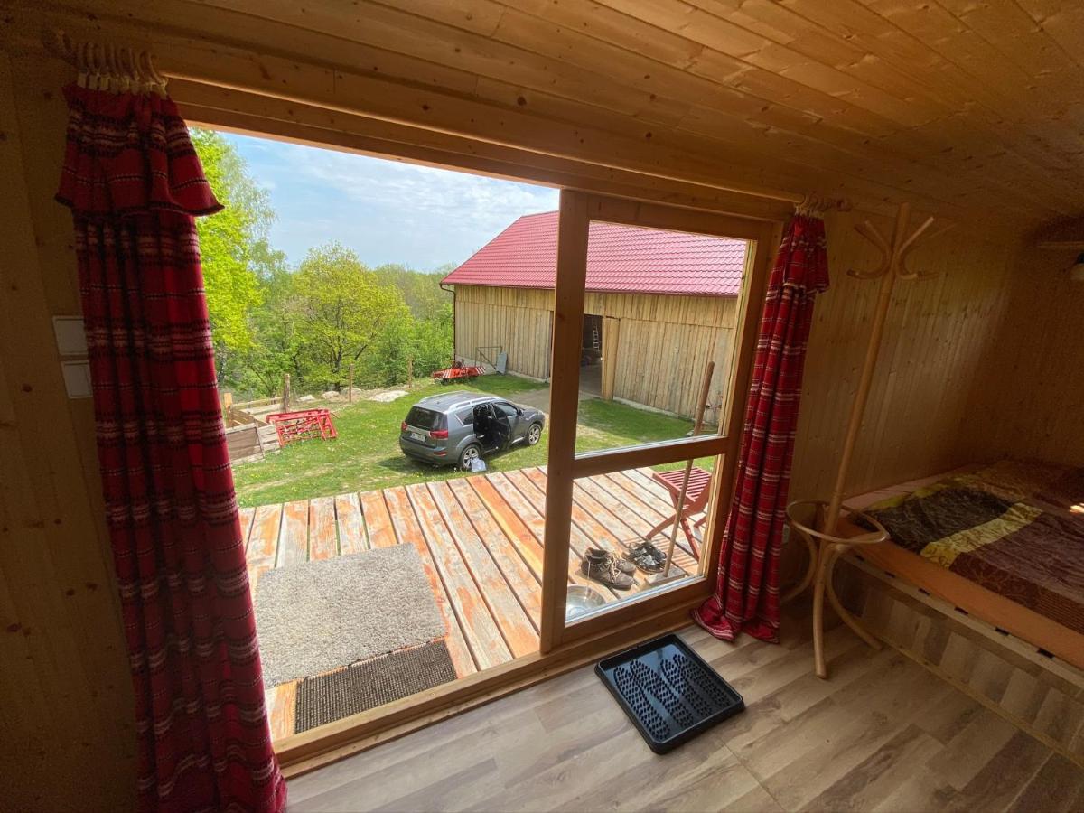 Maringotka Na Samote Na Kozi Farme Hotel Pobezovice Exterior foto